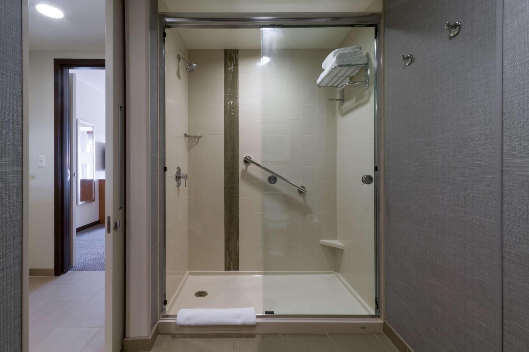 Hyatt Place Blacksburg/University Екстериор снимка
